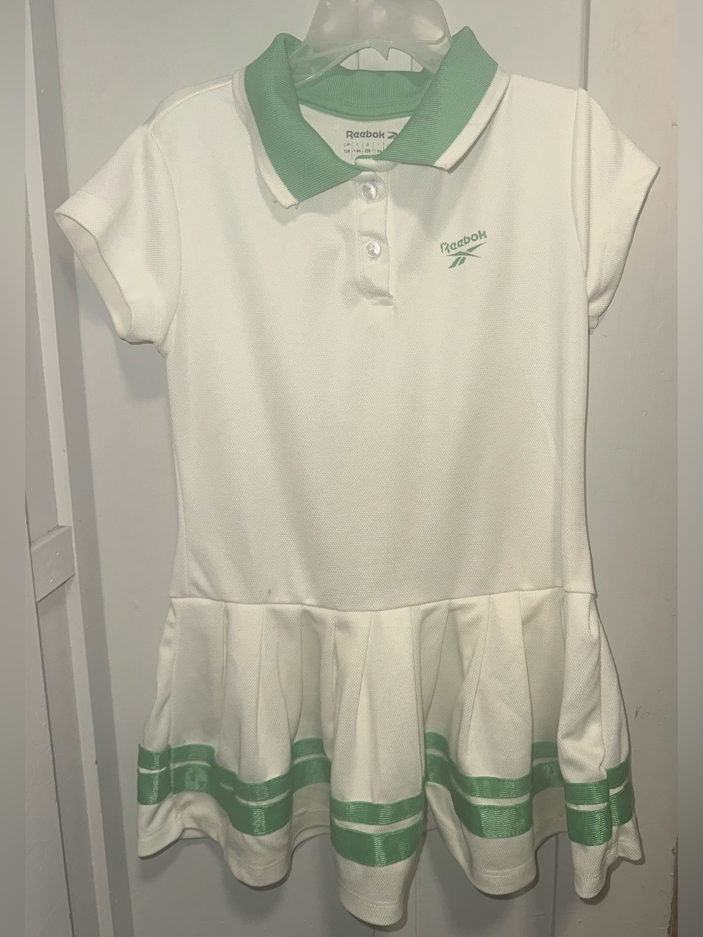 Reebok kids sporty Dress size S